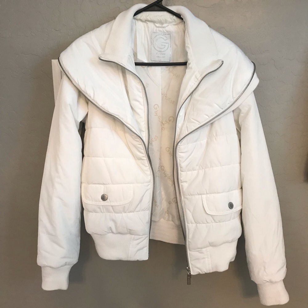 Women’s White Guess Puffer Jacket New without Tags